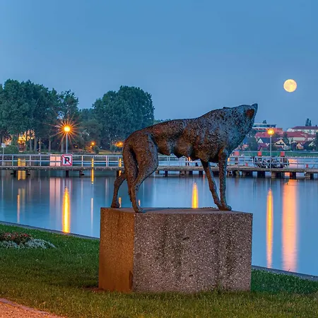 Apartamento Müritz Utkiek - Mit Seeblick&balkon In Der Hafenresidenz *