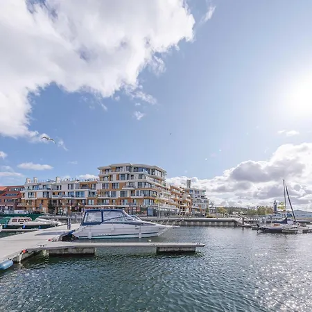 Müritz Utkiek - Mit Seeblick&balkon In Der Hafenresidenz Apartamento Waren (Mueritz)