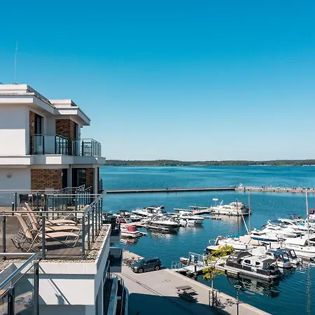 Apartamento Müritz Utkiek - Mit Seeblick&balkon In Der Hafenresidenz *