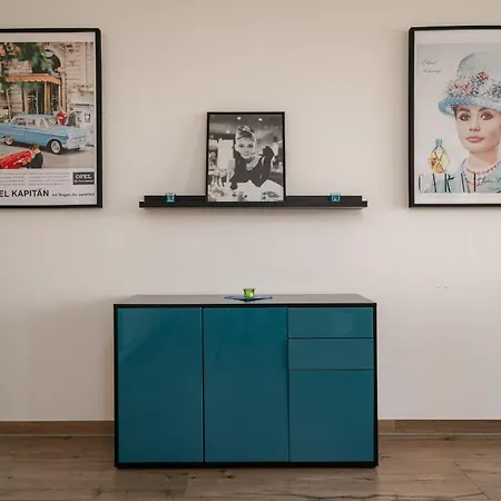 Apartamento Müritz Utkiek - Mit Seeblick&balkon In Der Hafenresidenz Waren (Mueritz)