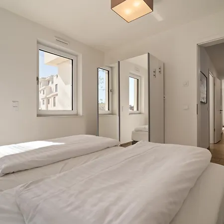 Apartamento Müritz Utkiek - Mit Seeblick&balkon In Der Hafenresidenz